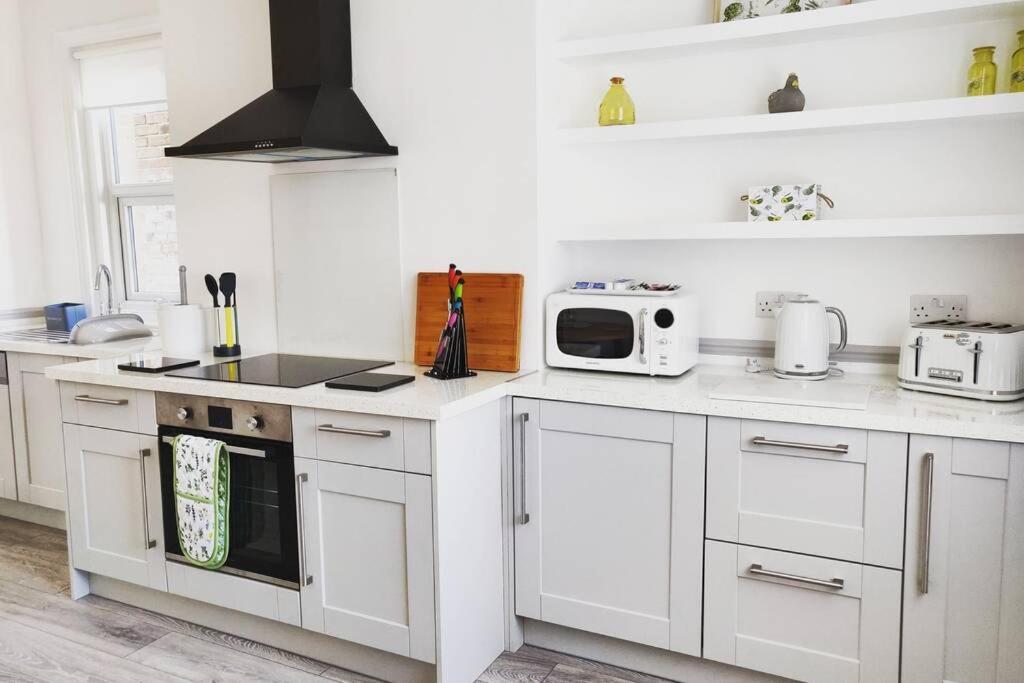 New 1 Bed First Floor Flat In Central Fareham Esterno foto
